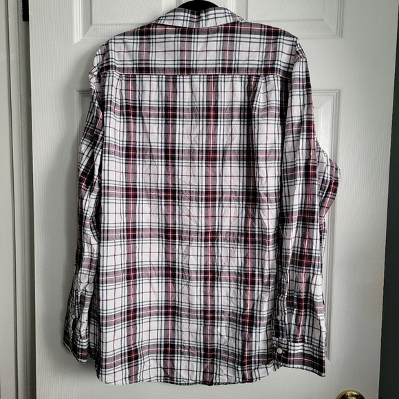 Mens Plaid Print Button Up Top - Picture 12 of 12